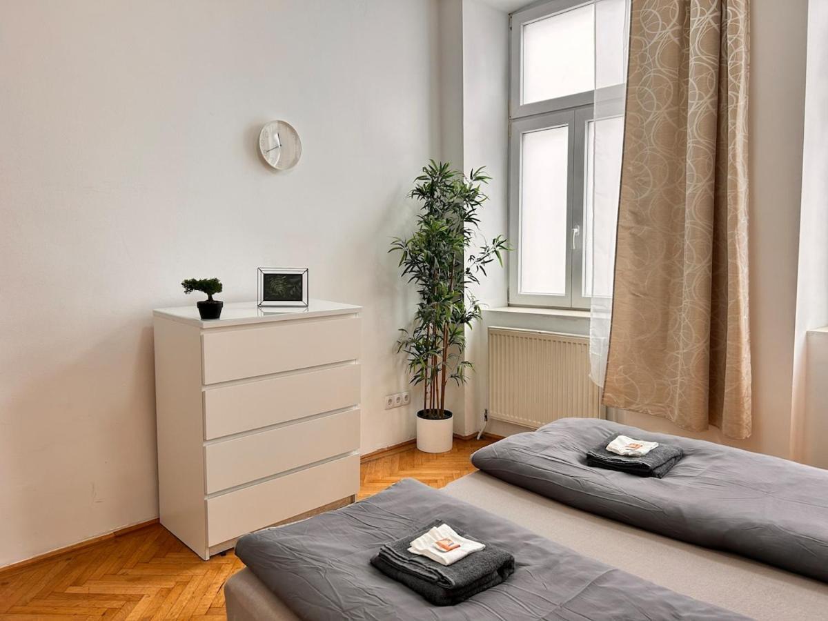 Spacious Central 4-Room Suite For 6 - Near Subway Wiedeń Zewnętrze zdjęcie